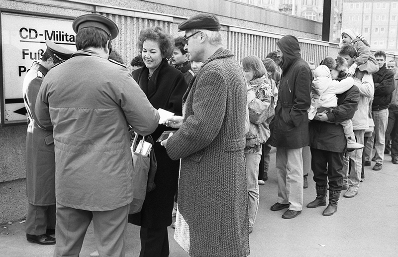 The Fall of the Berlin Wall : 1989  : Personal Photo Projects :  Richard Moore Photography : Photographer : 